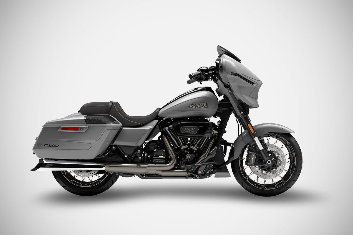 CVO STREET GLIDE/ 'MAVERICK' SLIP-ONS (2021-2024)